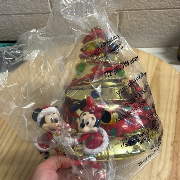 Disney Christmas Tree Popcorn Bucket 2021 - Picture 3 of 4